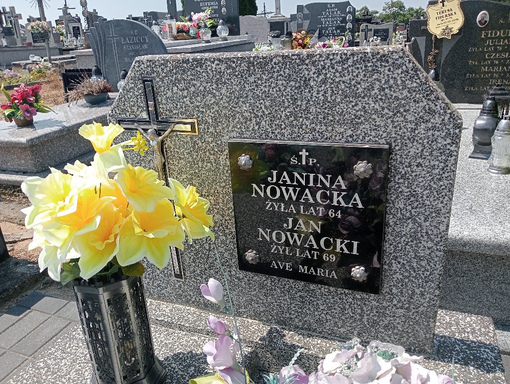 Grób Janina Nowacka